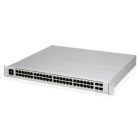 Bovenaanzicht en voorkant van de 48-poorts Ubiquiti UniFi USW-Pro-48-POE Gen2 netwerk switch